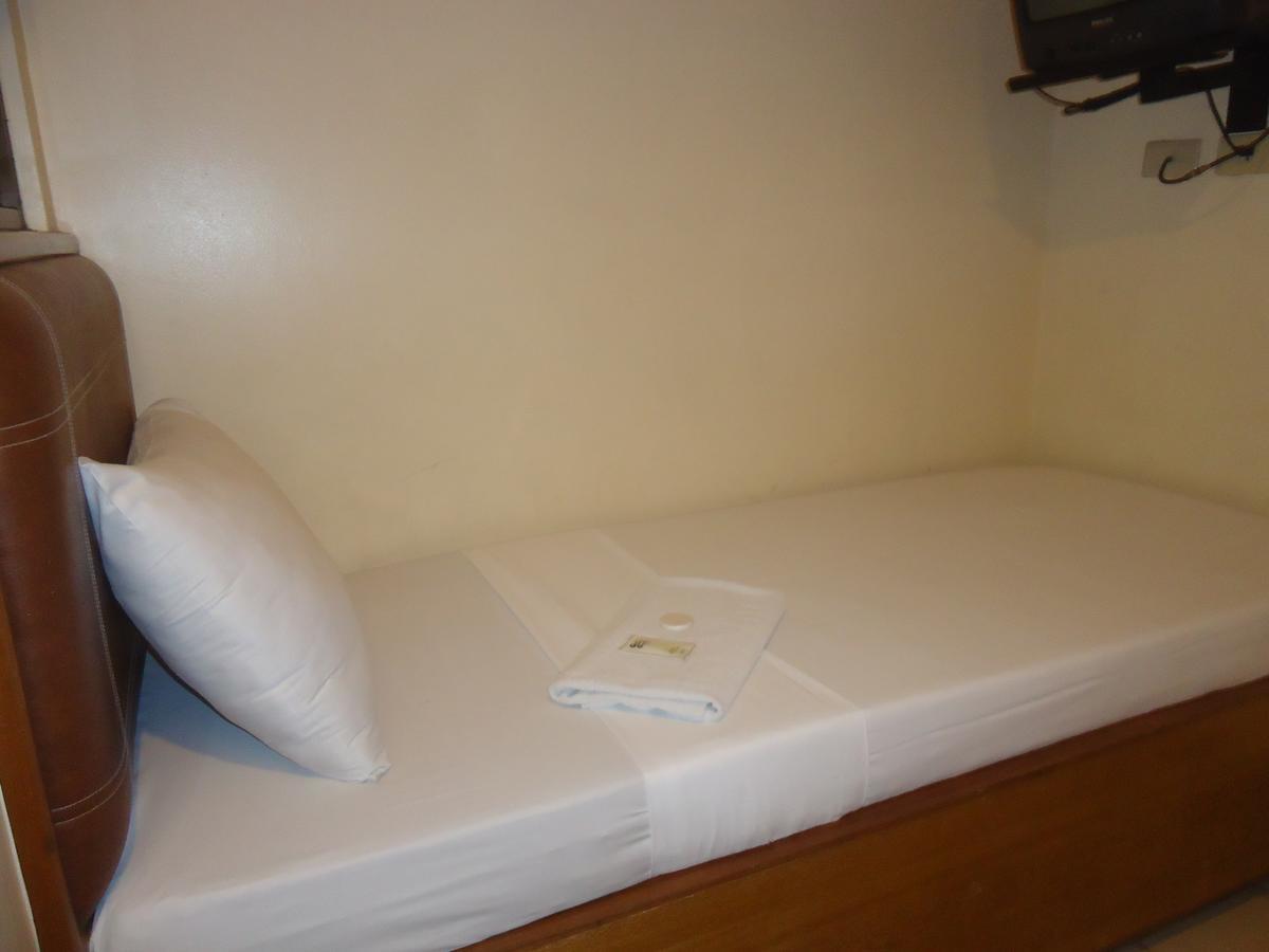 Park Bed And Breakfast Hotel Pasay Exterior foto